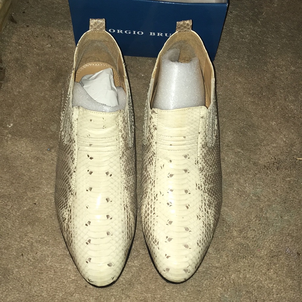 Men’s 13 genuine snake skin shoes